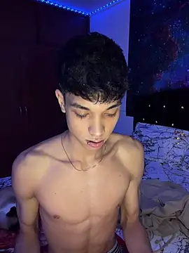 RoughDiamond  online show from April 11, 2026, 7:45 am