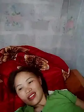 Snapshot of _Lyly_pussy_ chatting on April 28, 2026, 2:27 am Lyly pussy online show from April 28, 2026, 2:27 am