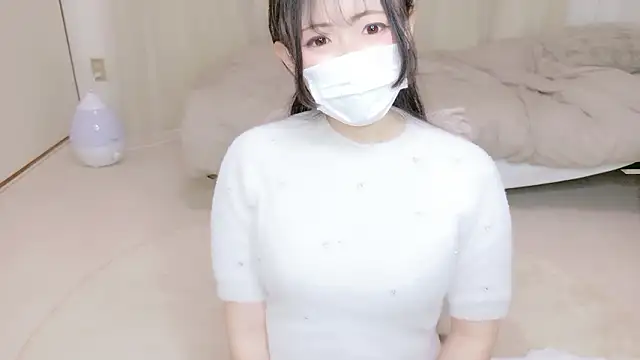 Snapshot of Satomi_nn chatting on April 23, 2026, 4:24 am Satomi nn online show from April 23, 2026, 4:24 am