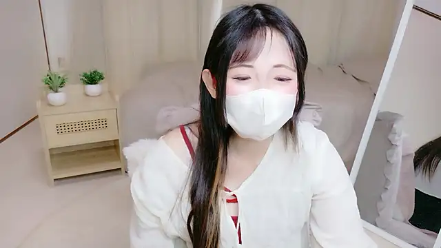Snapshot of Satomi_nn chatting on May 10, 2026, 12:27 am Satomi nn online show from May 10, 2026, 12:27 am