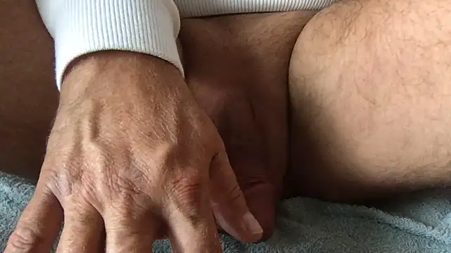 Mr-Perfekt-Hot online show from June 3, 2026, 2:33 pm