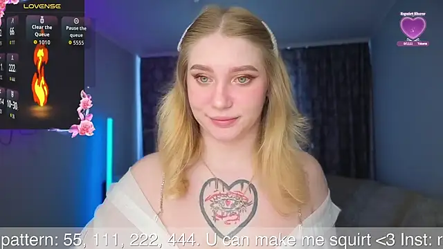 Snapshot of AliceMilr chatting on May 18, 2026, 9:59 am AliceMilr online show from May 18, 2026, 9:59 am