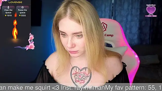 Snapshot of AliceMilr chatting on May 30, 2026, 8:33 am AliceMilr online show from May 30, 2026, 8:33 am