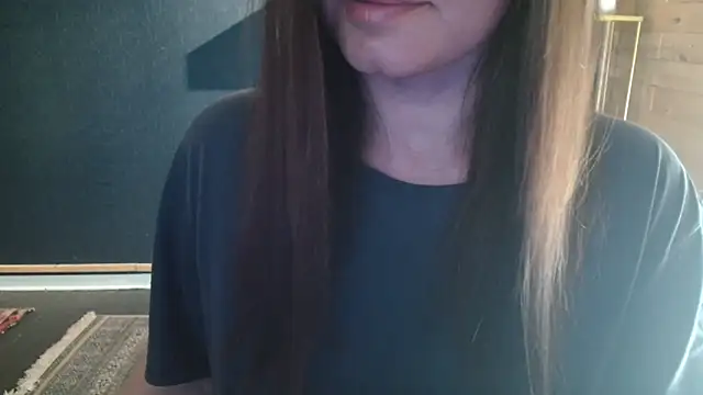Snapshot of NicoleLove_ chatting on May 26, 2026, 6:31 am NicoleLove online show from May 26, 2026, 6:31 am