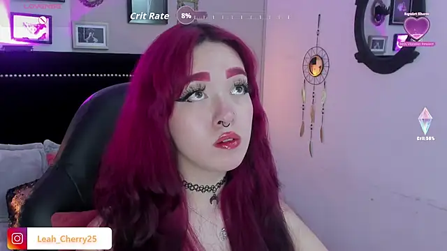 Snapshot of Leah_cherry chatting on June 25, 2026, 5:12 am Leah cherry online show from June 25, 2026, 5:12 am