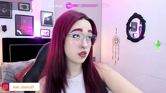 Snapshot of Leah_cherry chatting on July 15, 2026, 9:09 pm Leah cherry online show from July 15, 2026, 9:09 pm
