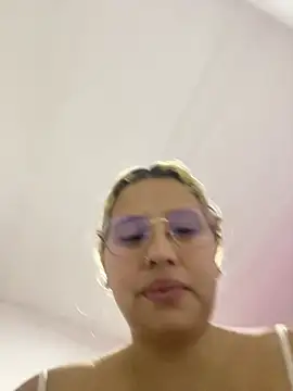 Snapshot of Aliss_Taylor1 chatting on May 8, 2026, 10:53 am Aliss Taylor1 online show from May 8, 2026, 10:53 am
