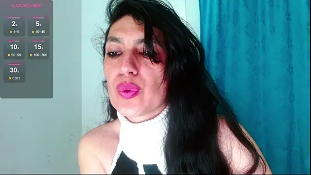 Snapshot of diosa_gil chatting on July 1, 2026, 12:45 am diosa gil online show from July 1, 2026, 12:45 am
