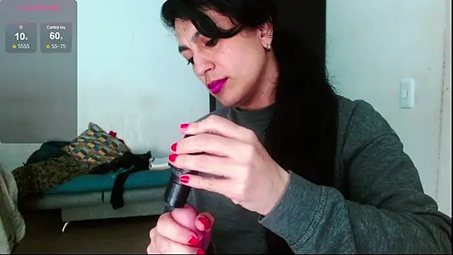 Snapshot of diosa_gil chatting on July 13, 2026, 1:52 am diosa gil online show from July 13, 2026, 1:52 am