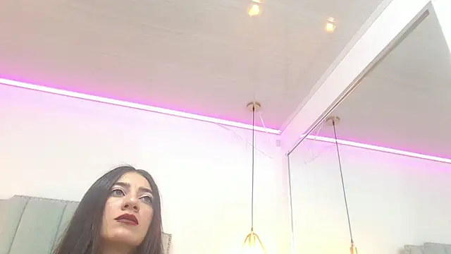MoonBlue95 online show from May 11, 2026, 10:29 pm