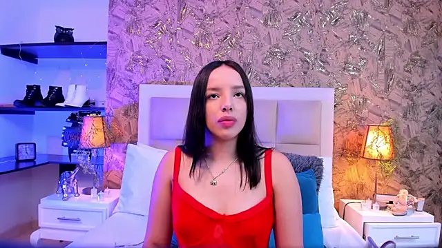 Snapshot of ValkyriaSteel chatting on May 6, 2026, 7:30 pm ValkyriaSteel online show from May 6, 2026, 7:30 pm