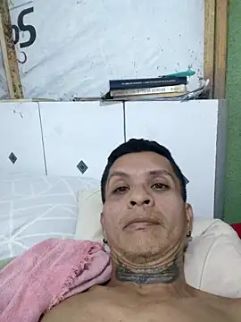elchamogabotiktok online show from May 6, 2026, 1:14 am