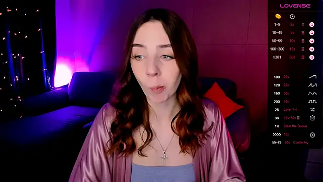 Snapshot of CharliGrace_ chatting on May 24, 2026, 8:19 am CharliGrace online show from May 24, 2026, 8:19 am