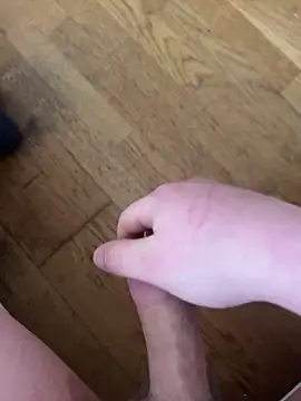 paullove69 online show from April 24, 2026, 10:28 am