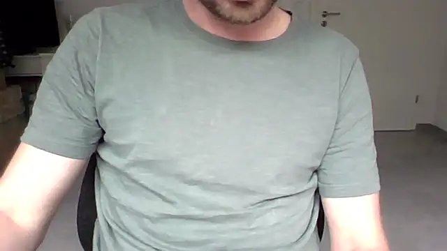 Snapshot of ForHerOnly_ chatting on April 10, 2026, 10:20 am ForHerOnly online show from April 10, 2026, 10:20 am