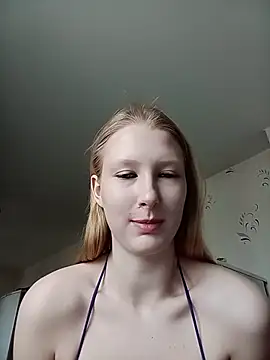 Snapshot of Tanya_Savel chatting on April 29, 2026, 1:21 am Tanya Savel online show from April 29, 2026, 1:21 am