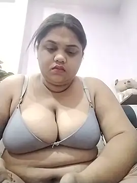 hotsilk21 online show from June 8, 2026, 2:12 am
