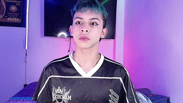 Apolo Prince1 online show from June 19, 2026, 3:11 am