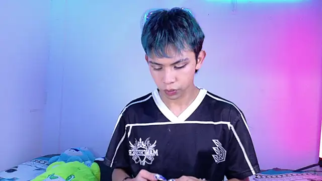Apolo Prince1 online show from July 14, 2026, 9:09 pm