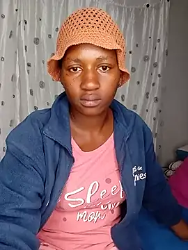 DimpleQueen 01 online show from June 17, 2026, 5:54 am