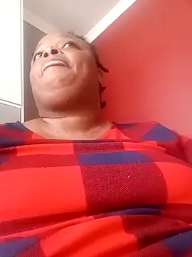 Snapshot of SweetBelly1 chatting on May 12, 2026, 1:19 pm SweetBelly1 online show from May 12, 2026, 1:19 pm