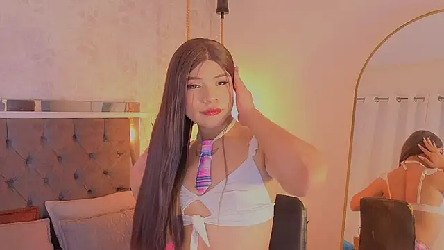 Snapshot of summer_sun_ chatting on May 9, 2026, 9:09 pm summer sun online show from May 9, 2026, 9:09 pm