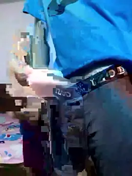 Erwinrey1 online show from April 12, 2026, 3:11 am