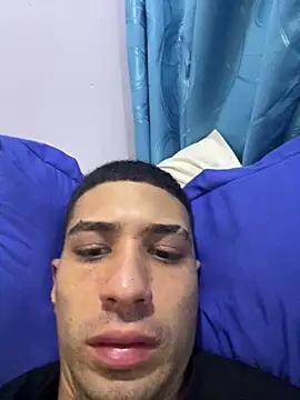 wylbunny online show from April 14, 2026, 1:22 am