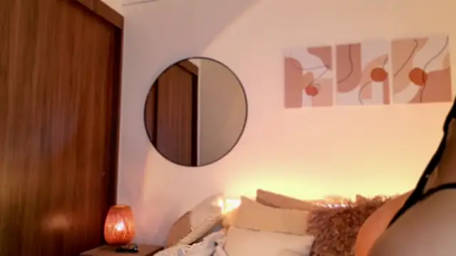 Snapshot of KimberlyWalton chatting on June 14, 2026, 12:41 am KimberlyWalton online show from June 14, 2026, 12:41 am