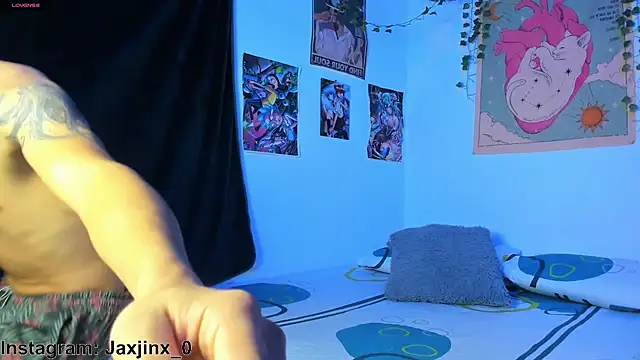 JaxJinx online show from May 25, 2026, 2:17 am