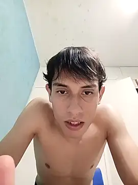 Snapshot of BlashHunterX chatting on April 13, 2026, 3:01 am BlashHunterX online show from April 13, 2026, 3:01 am