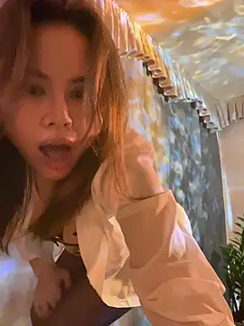 xiao la jiao online show from April 12, 2026, 5:56 am