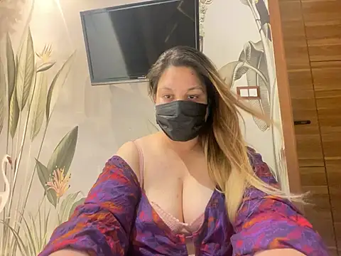 kavyasingh36 online show from May 9, 2026, 9:58 am