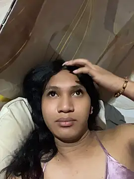 slutty aki online show from July 7, 2026, 6:58 am