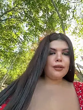Snapshot of AmeliaBronze chatting on July 6, 2026, 3:03 am AmeliaBronze online show from July 6, 2026, 3:03 am