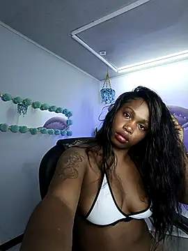 Snapshot of Zendaya_morrizon chatting on April 15, 2026, 4:08 am Zendaya morrizon online show from April 15, 2026, 4:08 am