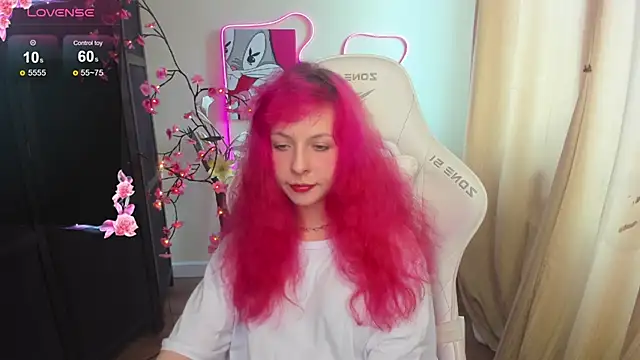 InfernoKitten online show from April 14, 2026, 1:11 am