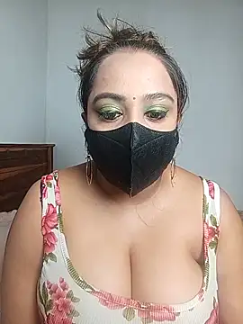 Suger Lips 99 online show from June 22, 2026, 4:48 pm
