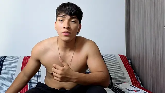 Snapshot of James_silva1 chatting on April 24, 2026, 5:15 pm James silva1 online show from April 24, 2026, 5:15 pm