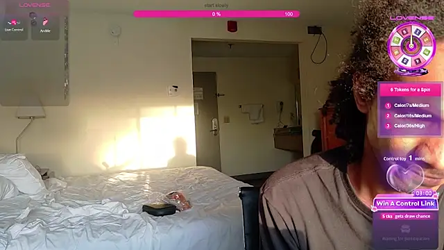 Snapshot of Uniballboy chatting on April 14, 2026, 11:27 am Uniballboy online show from April 14, 2026, 11:27 am