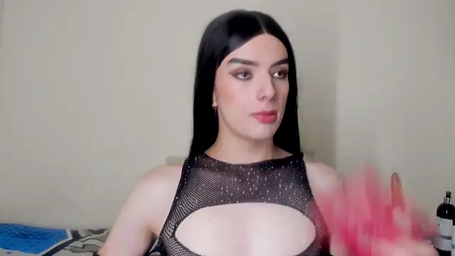 MelanyCollins  online show from July 7, 2026, 7:45 am
