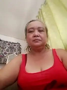 Snapshot of jeanyummytits chatting on June 4, 2026, 3:45 am jeanyummytits online show from June 4, 2026, 3:45 am
