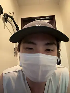 tokage00727 online show from April 19, 2026, 8:13 am