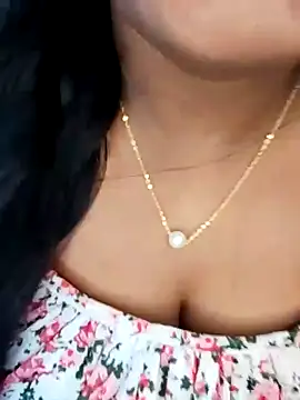 Mayuri-hot online show from June 24, 2026, 5:56 pm