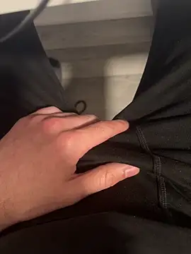 Snapshot of bigDickMoroccan chatting on April 12, 2026, 8:08 am bigDickMoroccan online show from April 12, 2026, 8:08 am