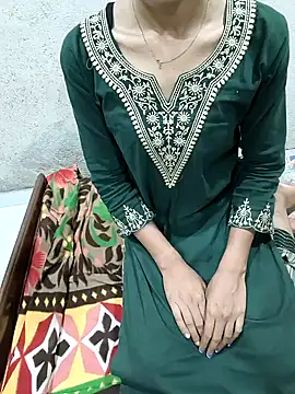 Your Riya18 online show from May 6, 2026, 1:38 pm