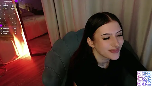 Snapshot of HazelHayesss chatting on April 18, 2026, 7:58 pm HazelHayesss online show from April 18, 2026, 7:58 pm