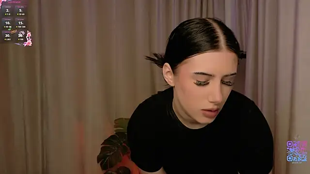 Snapshot of HazelHayesss chatting on May 16, 2026, 3:11 pm HazelHayesss online show from May 16, 2026, 3:11 pm