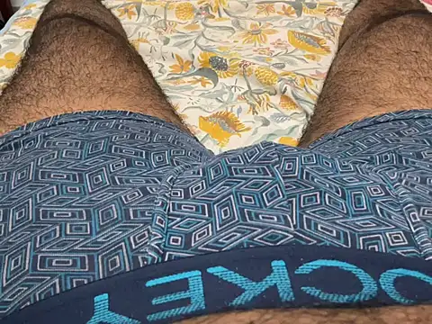 smalldick1202 online show from April 26, 2026, 7:50 am