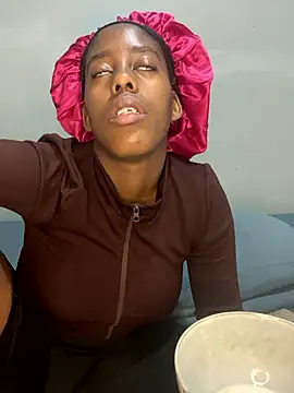 petite bee online show from May 16, 2026, 4:42 am